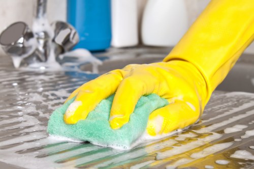 Deep cleaning service in a Fulham bathroom and kitchen