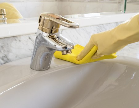 Local cleaning team serving homes and businesses in Fulham